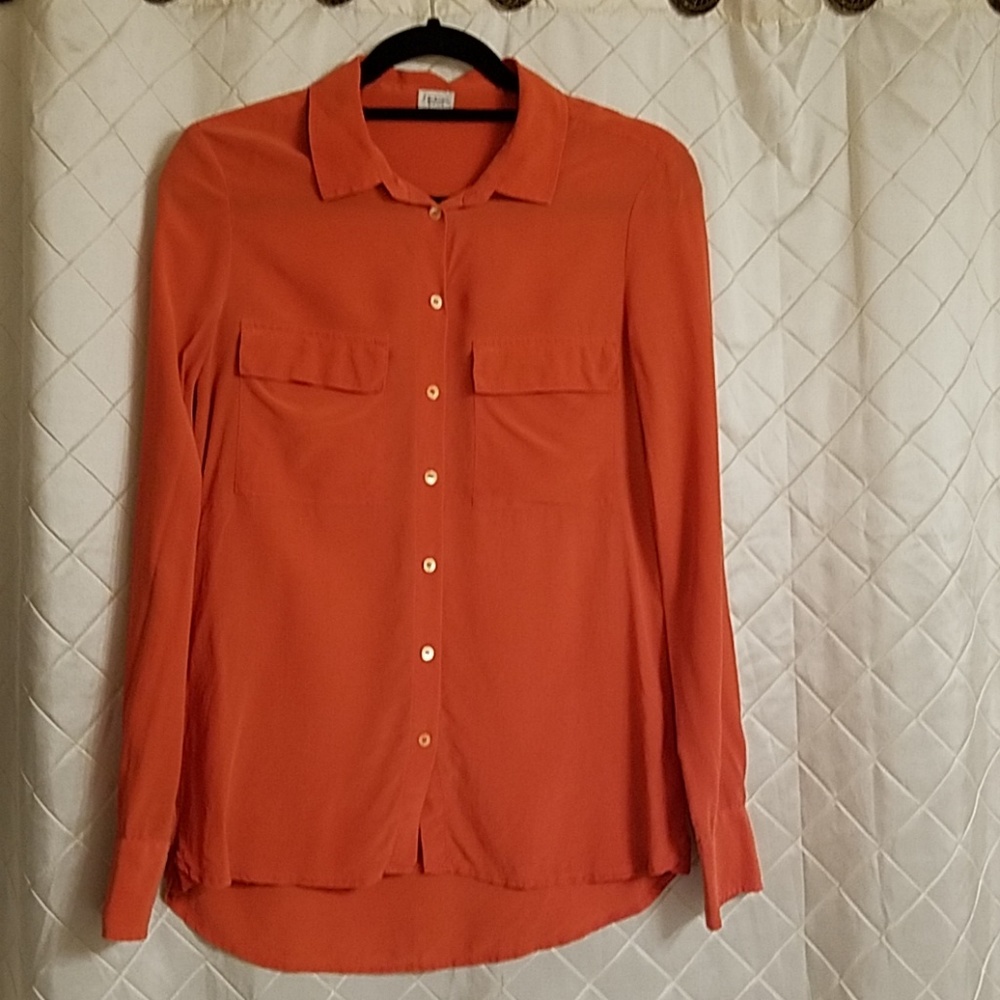 T. babaton 100% silk button-down coral blouse SMl